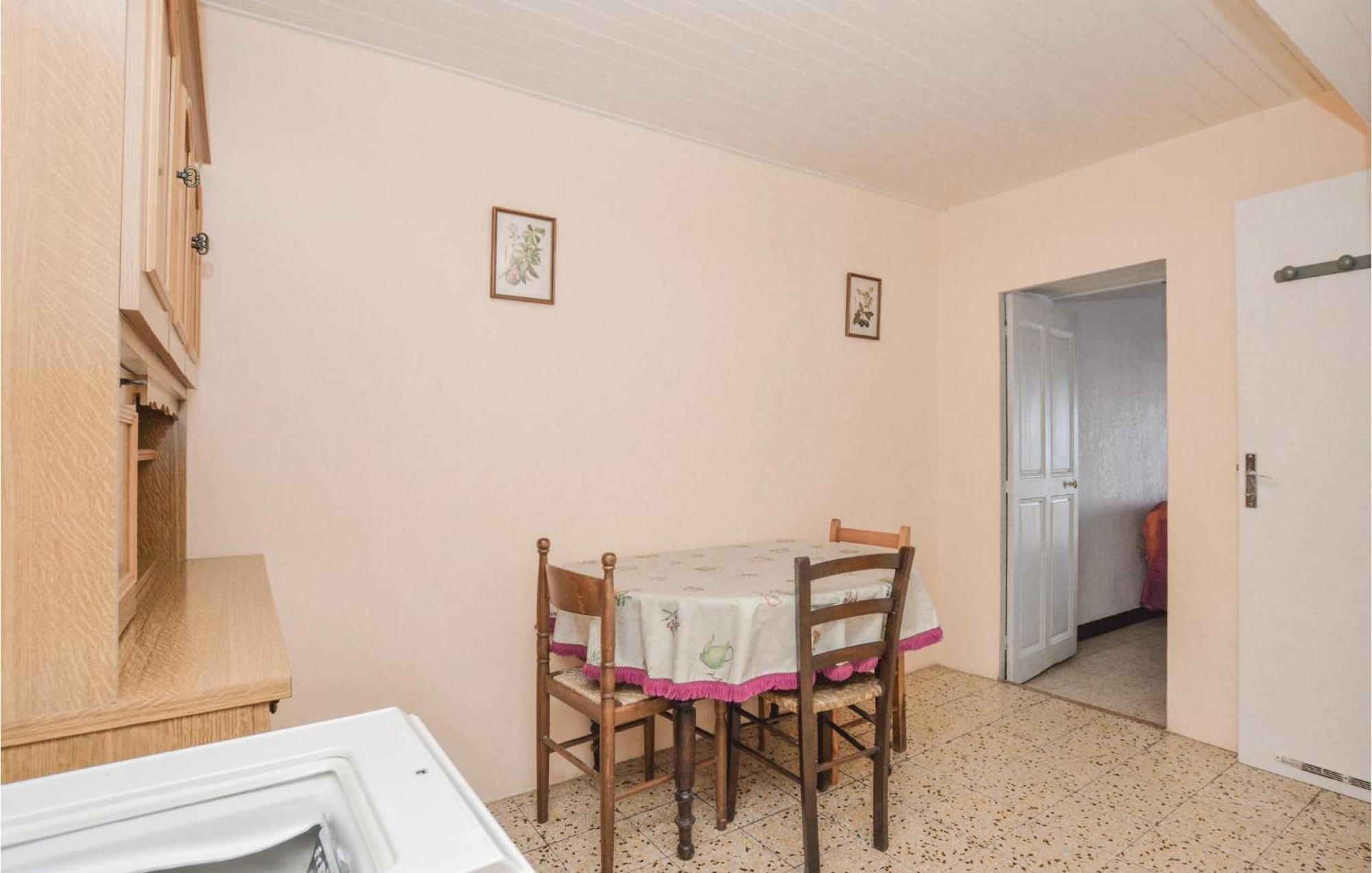 Lovely Apartment In Pietranera With Wifi Exteriör bild