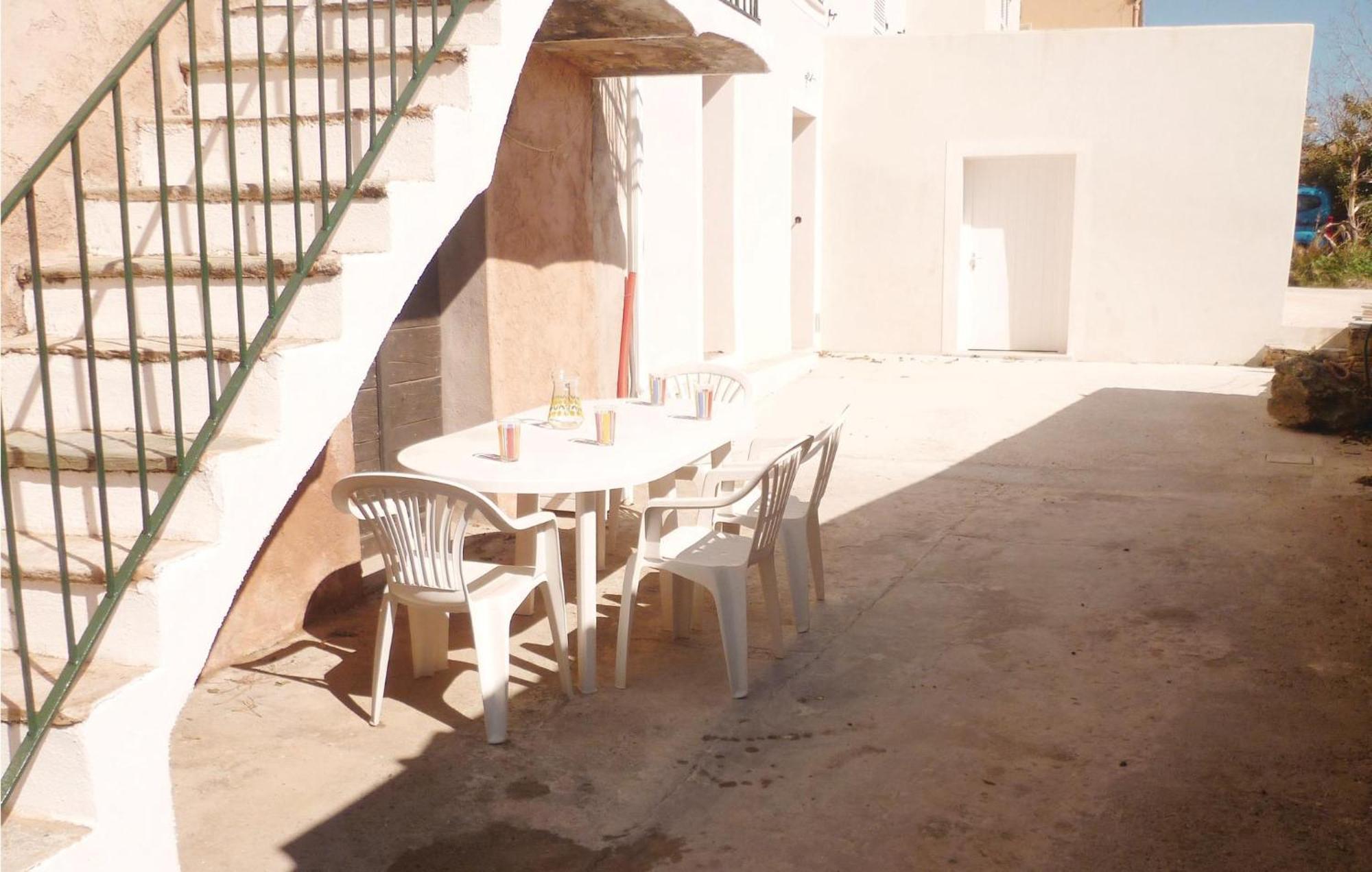Lovely Apartment In Pietranera With Wifi Exteriör bild