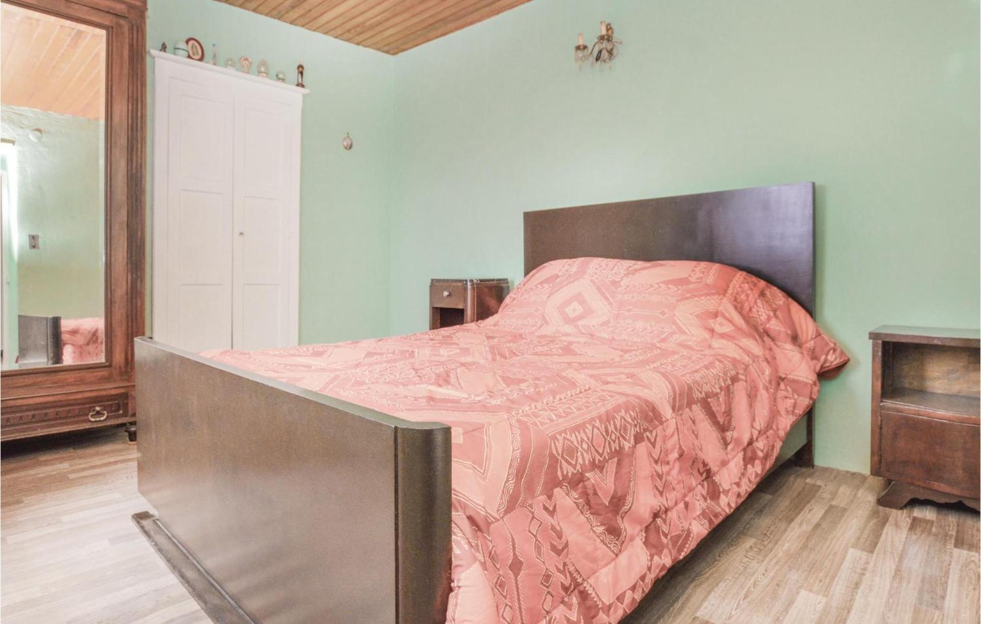 Lovely Apartment In Pietranera With Wifi Exteriör bild